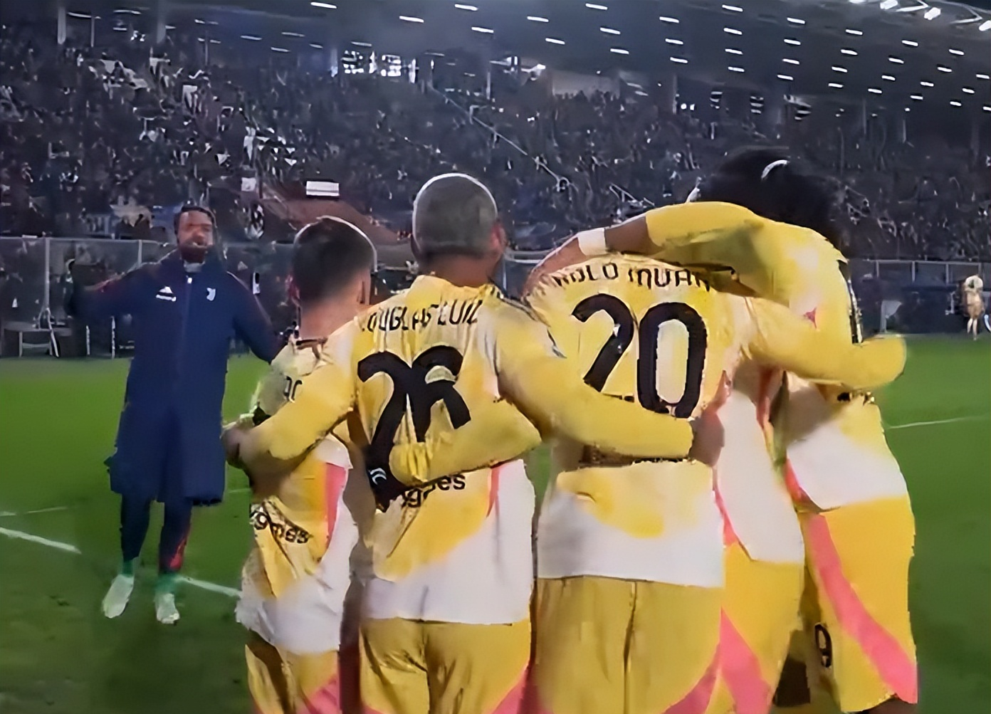 kaiyun体育平台-尤文图斯迎德甲关键赛；今晚豪取连胜；信心回归；团队化学反应显著的简单介绍