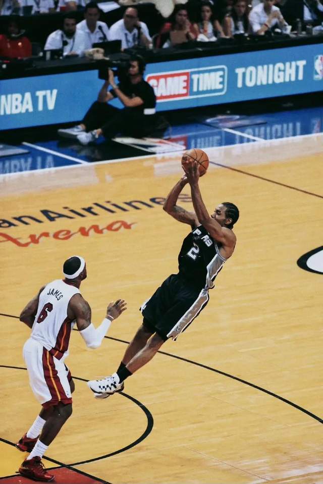 开云体育官网-包含赛后新疆广汇篮板制胜——NBA总决赛节点到来，媒体盛赞，团队化学反应显著的词条